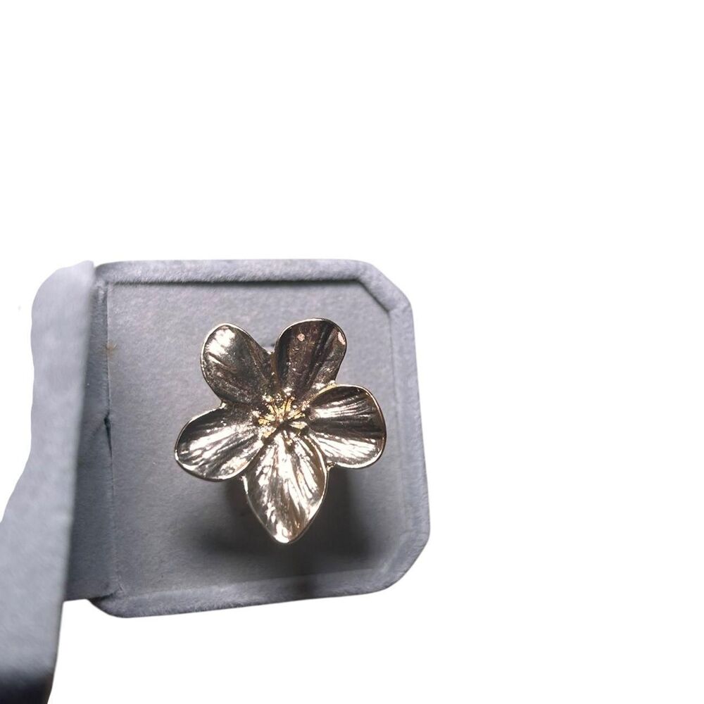 Women's Gold Jewelry